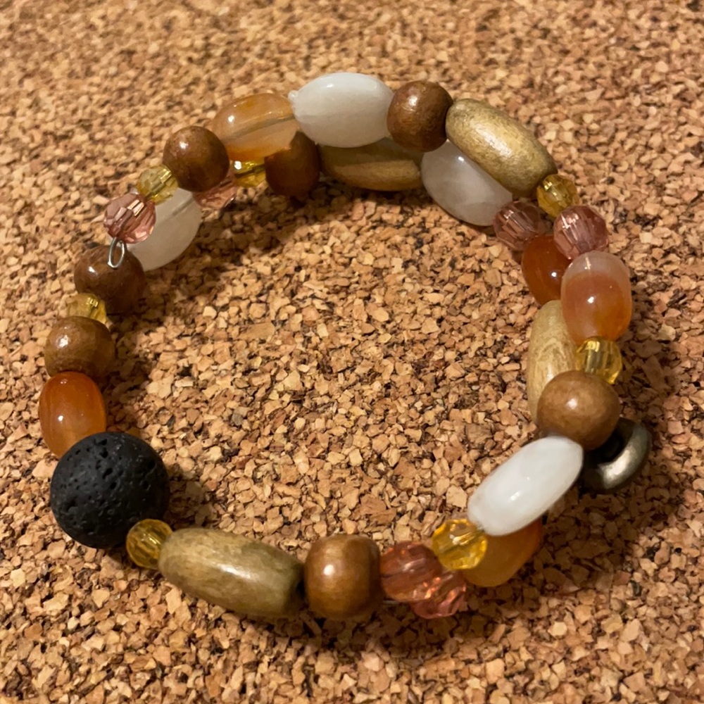 Cool wrap bracelet with lava diffuser bead